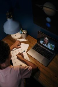 APRENDIZAJE A DISTANCIA